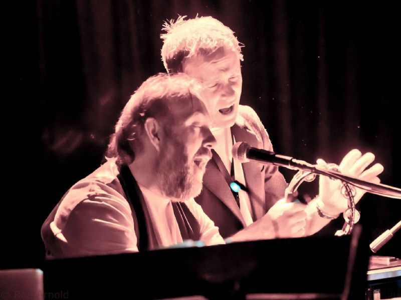 a tribute to dire straits
